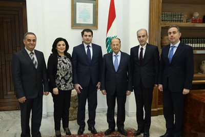 مجلس إدارة المؤسسة العامة للاسكان في قصر بعبدا